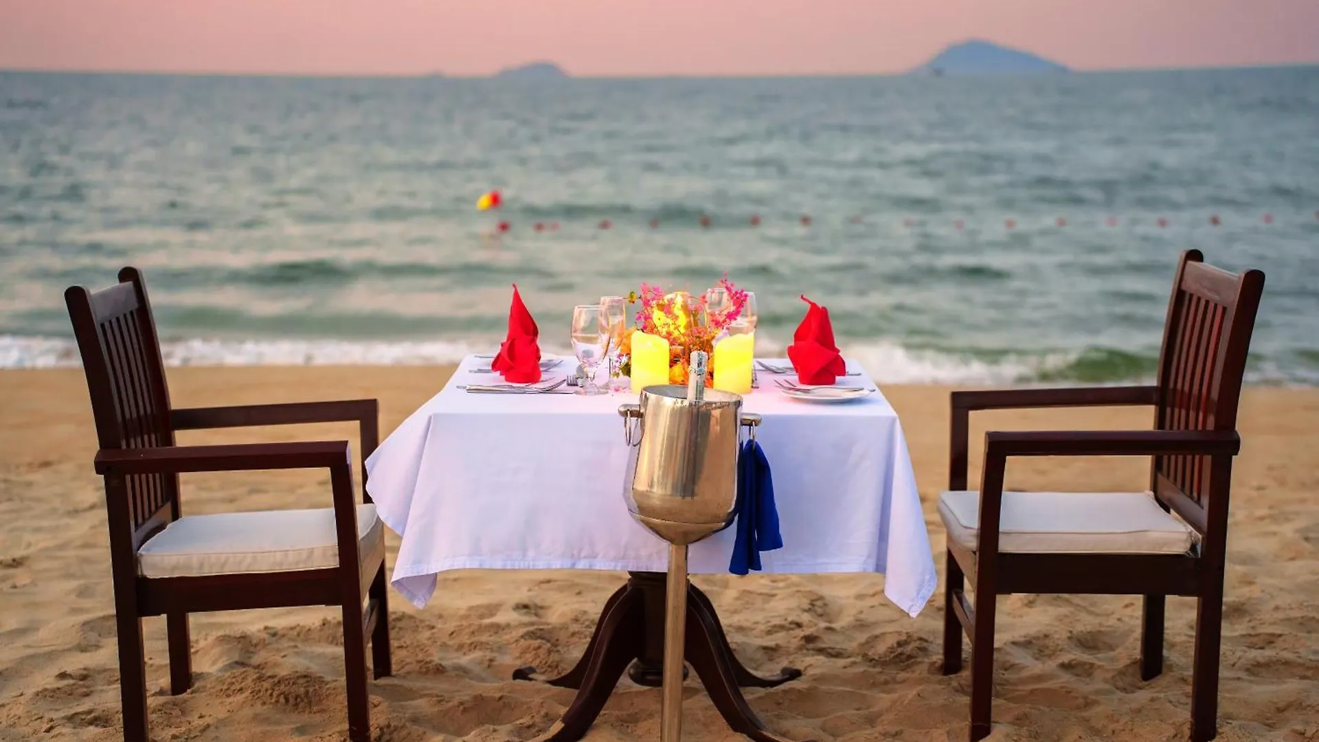 Victoria Hoi An Beach Resort & Spa