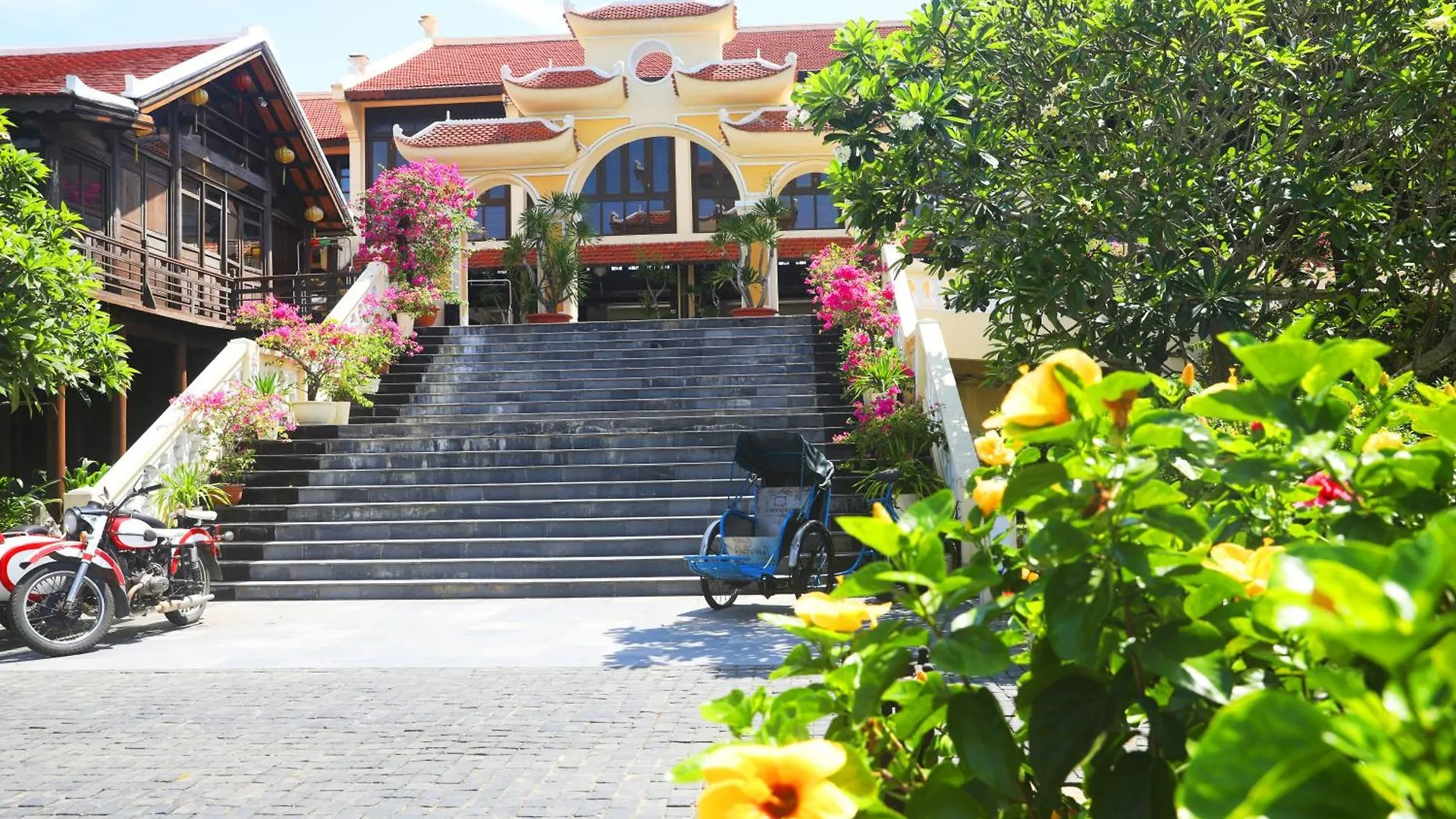 Victoria Hoi An Beach Resort & Spa